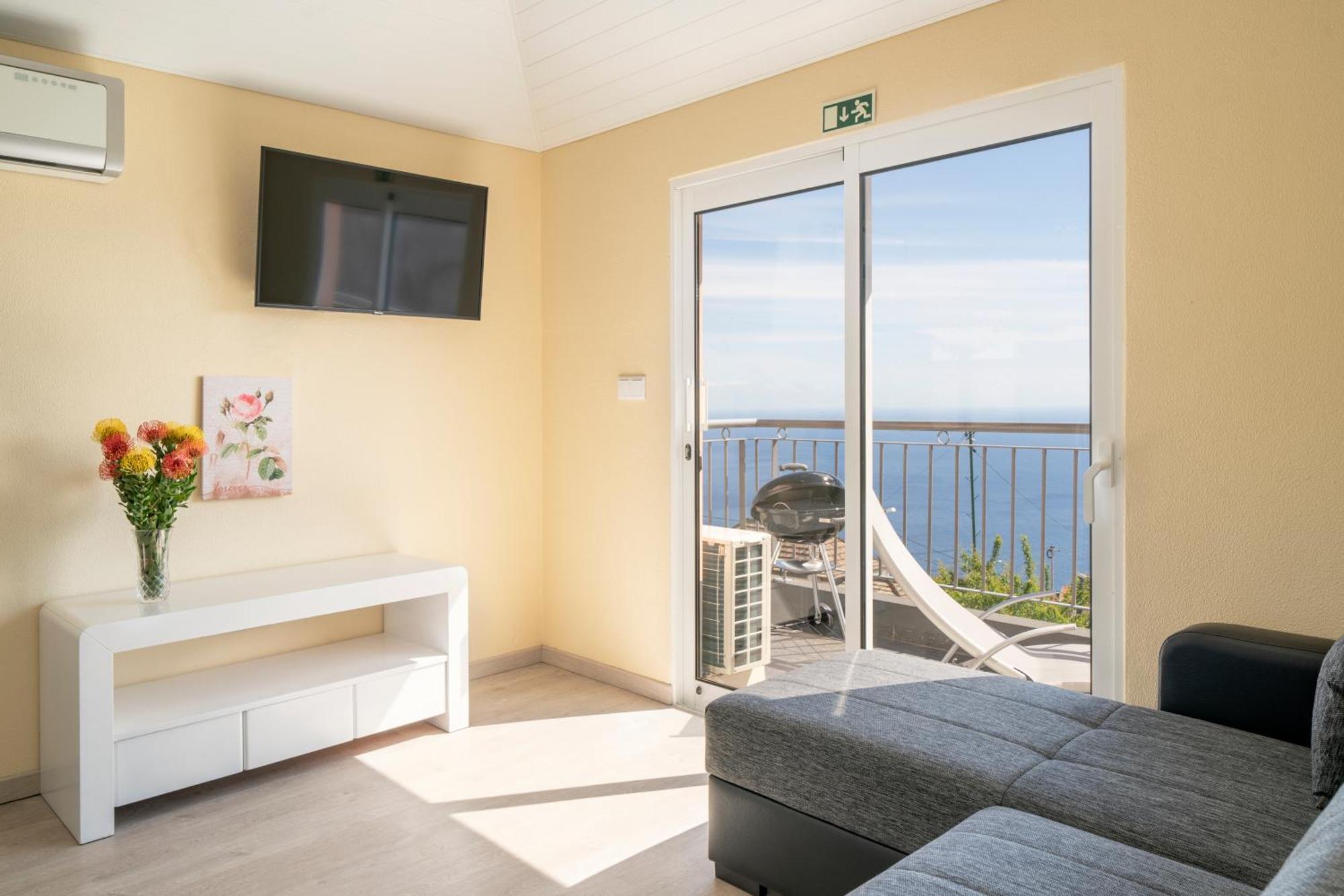 Ourmadeira - Seaview Apartment, Countryside Calheta  Exterior photo